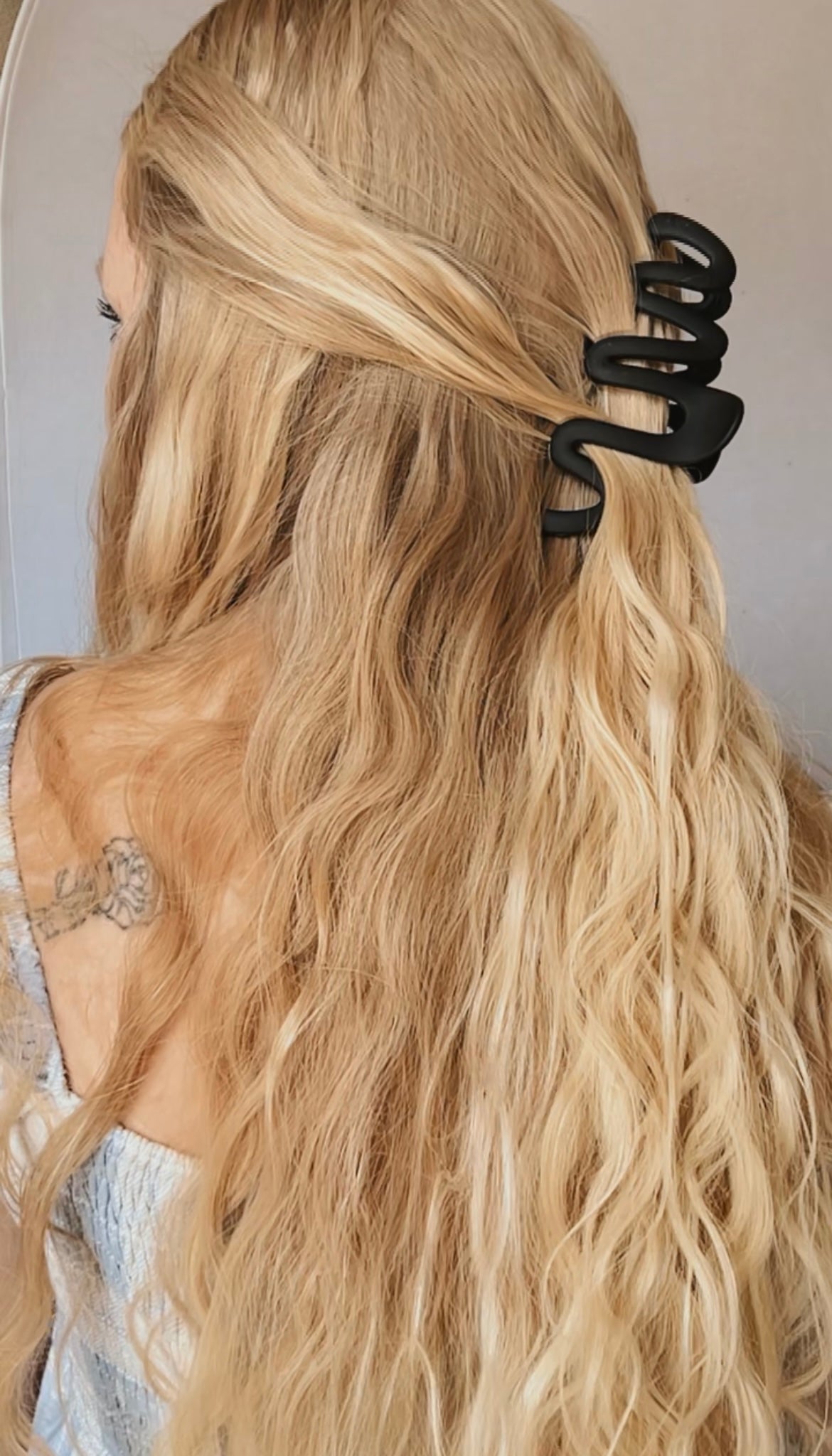 Wavy Clip